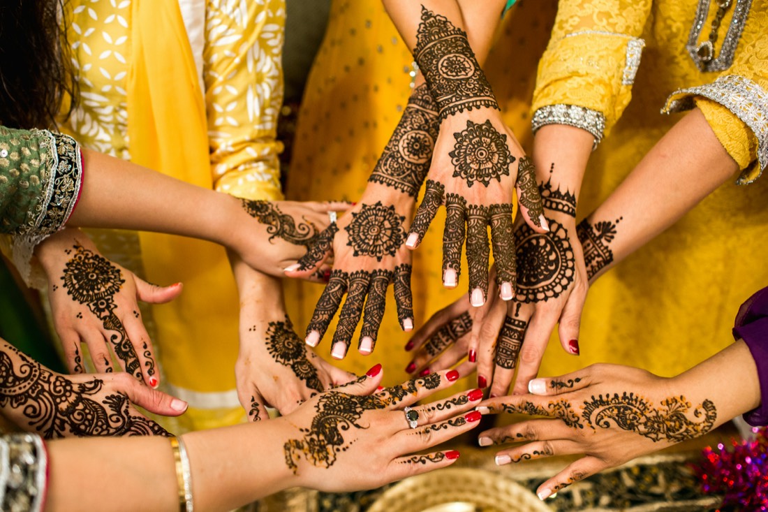Ring ceremony with falling petals styled by SGR Decorators